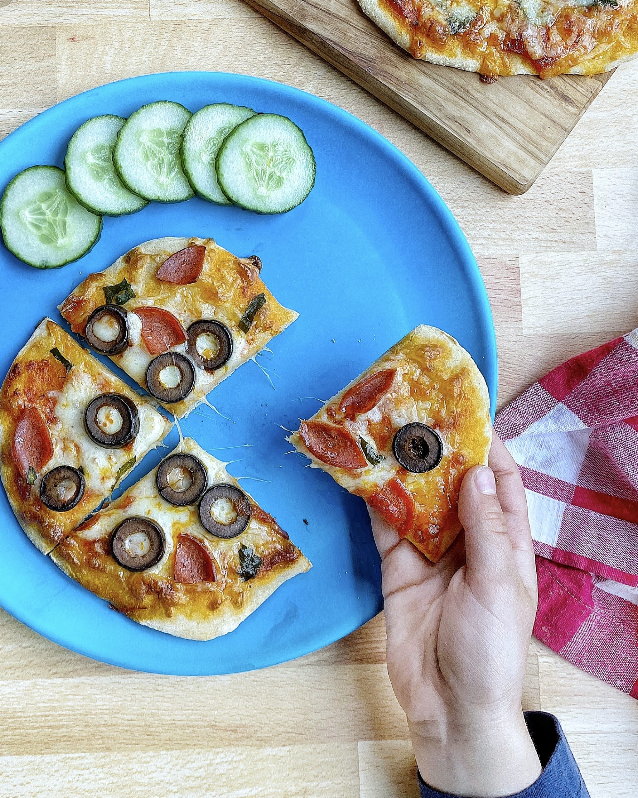 Easy Homemade Pizza with Kids - Teach Beside Me