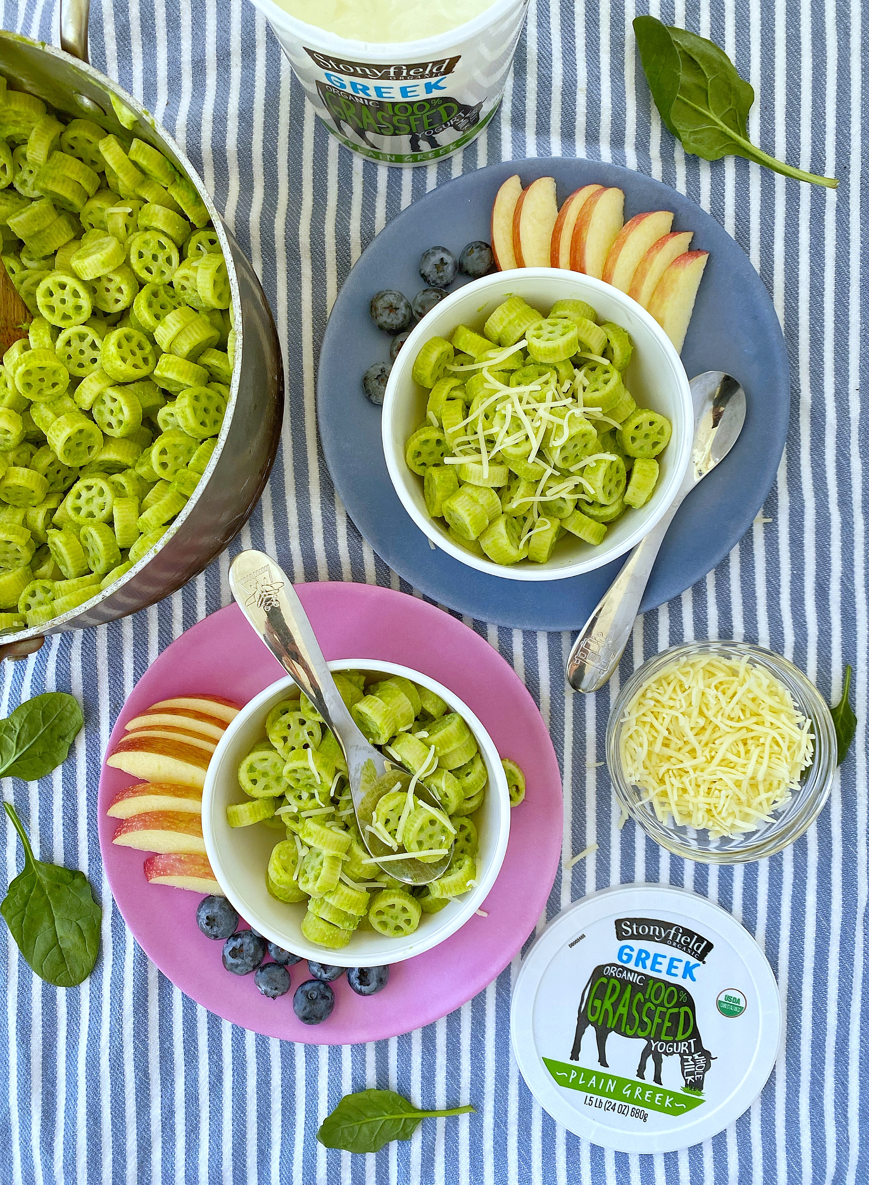 Healthy Toddler Meals: Easy Cheesy Spinach Pasta